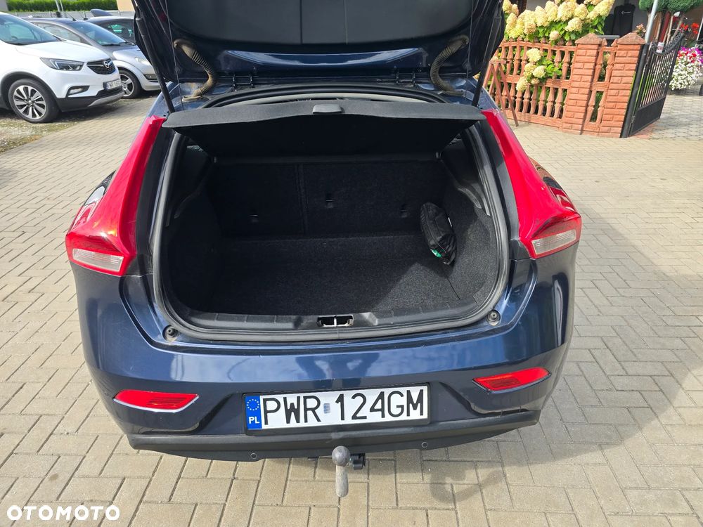 Volvo V40 - 19