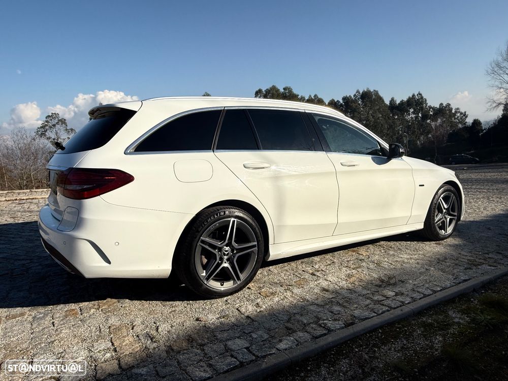 Mercedes-Benz C 300 h AMG Line - 4