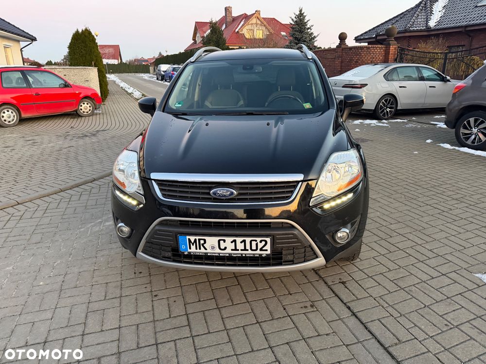 Ford Kuga 2.0 TDCi 2x4 Titanium - 3