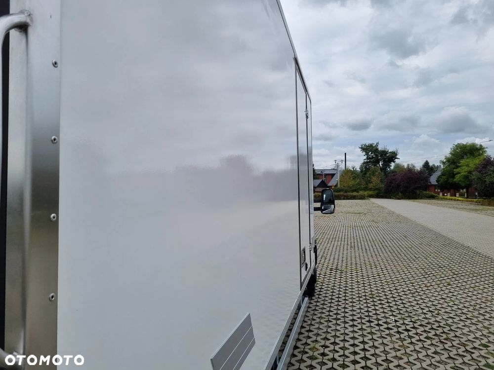 Iveco Daily 35-180 Hi-Matic Chłodnia 8-Palet Zasilanie stacjonarne 230V Agregat ZANOTTI 350-20/+20 - 16