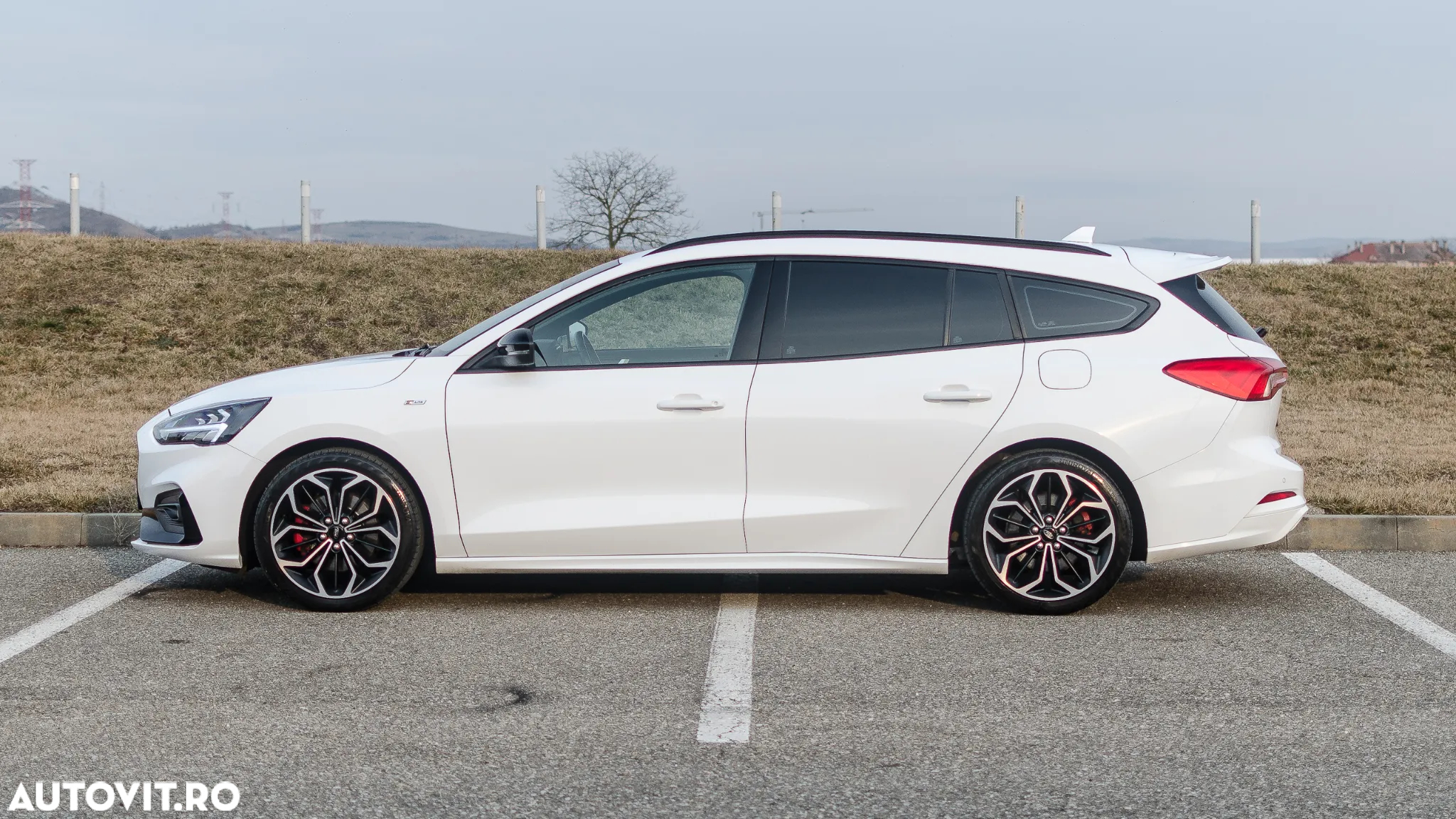Ford Focus Turnier 1.5 EcoBlue Start-Stopp-System ST-LINE - 7