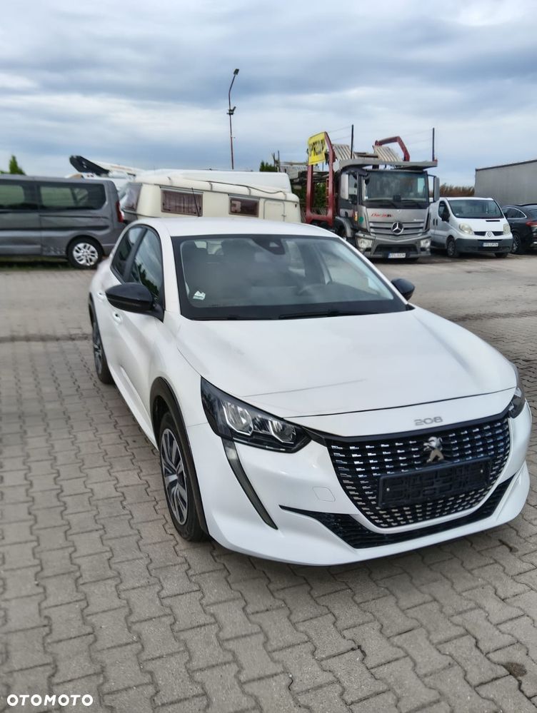 Peugeot 208 50kWh GT - 2