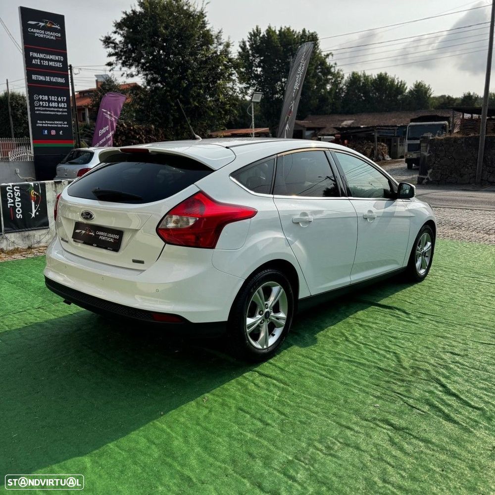 Ford Focus 1.0 EcoBoost S&S Champions Edition - 6
