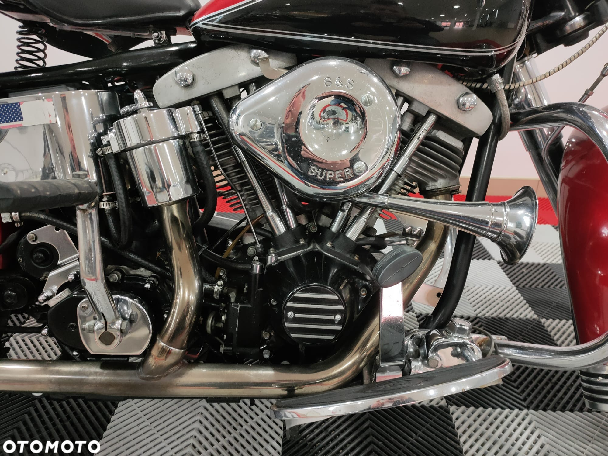 Harley-Davidson FLH Shovelhead - 24