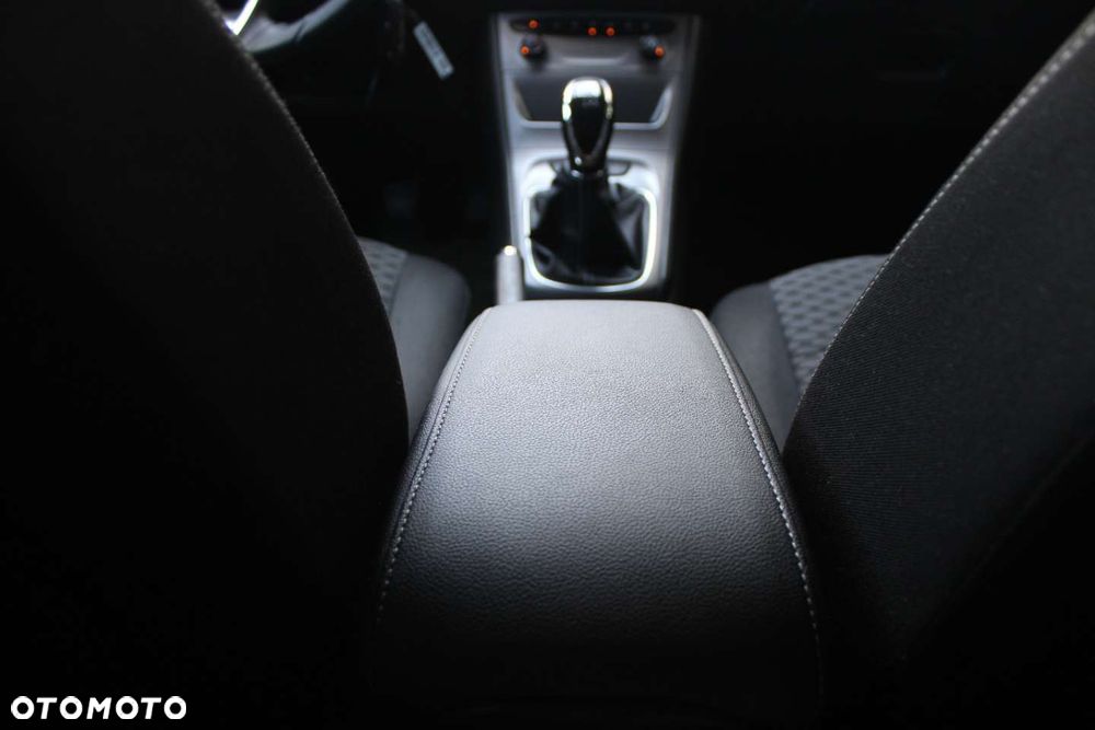 Opel Astra - 29