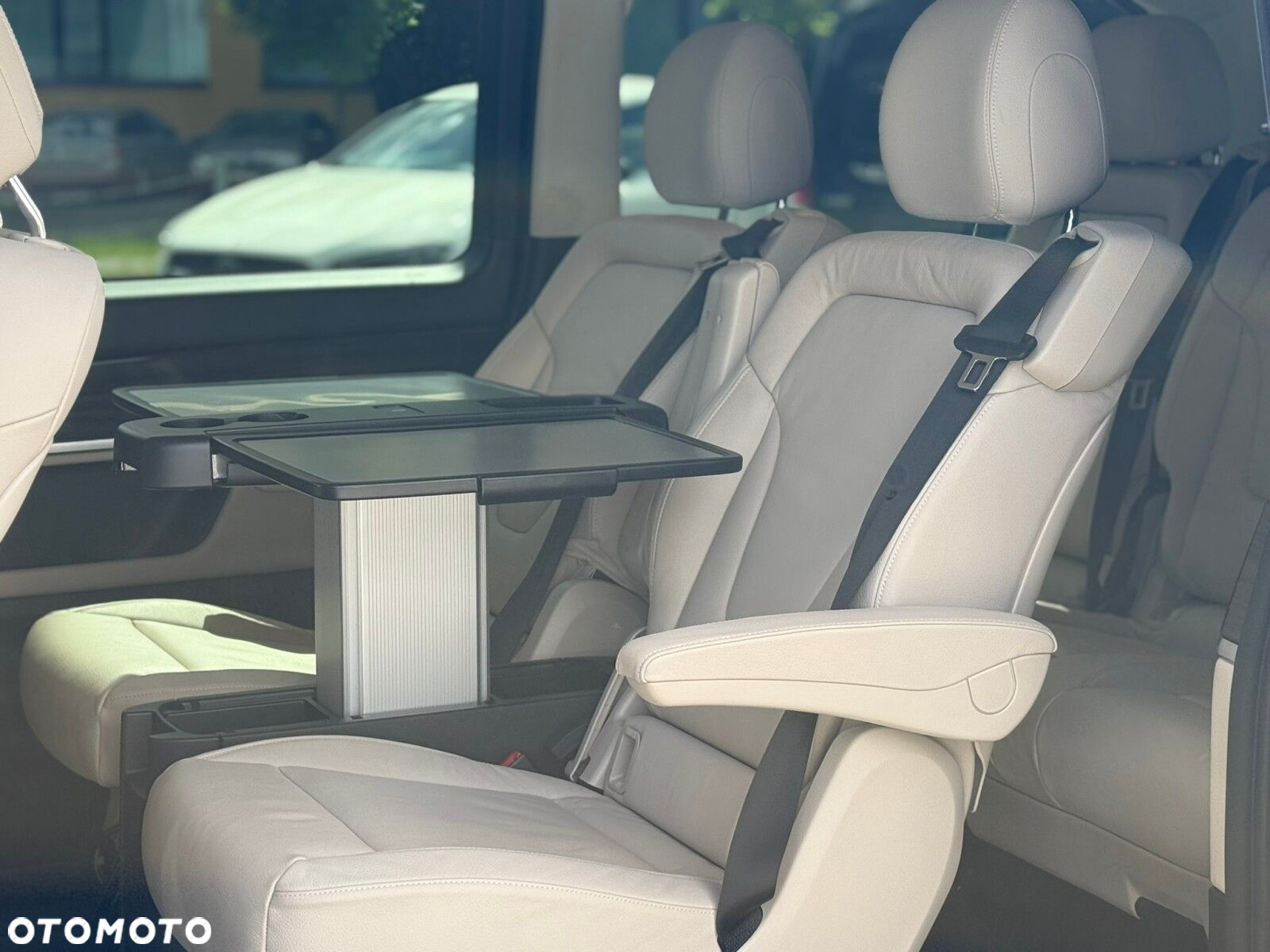 Mercedes-Benz Klasa V 300 d Avantgarde 9G-Tronic (ekstra d³) - 18