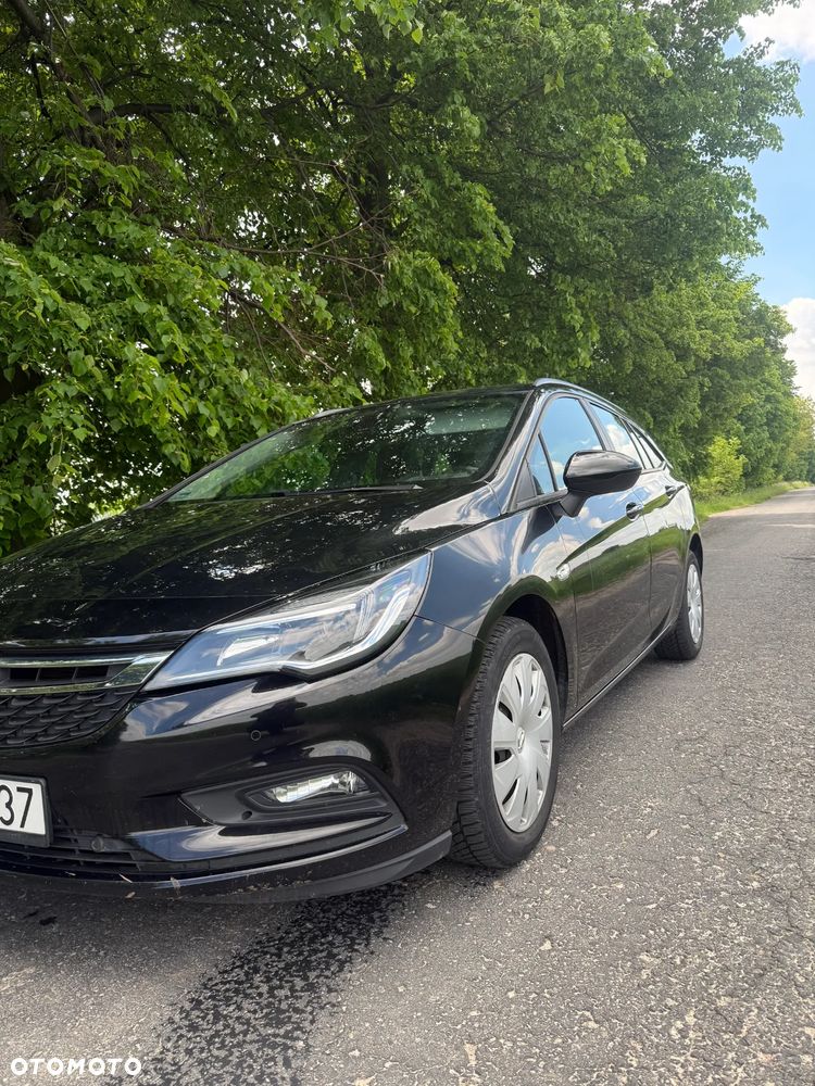 Opel Astra 1.6 CDTI Enjoy S&S - 2