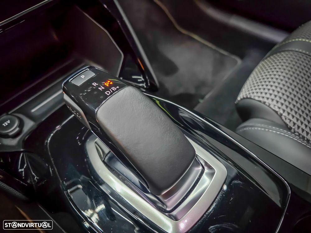 Peugeot e-208 GT Pack - 32