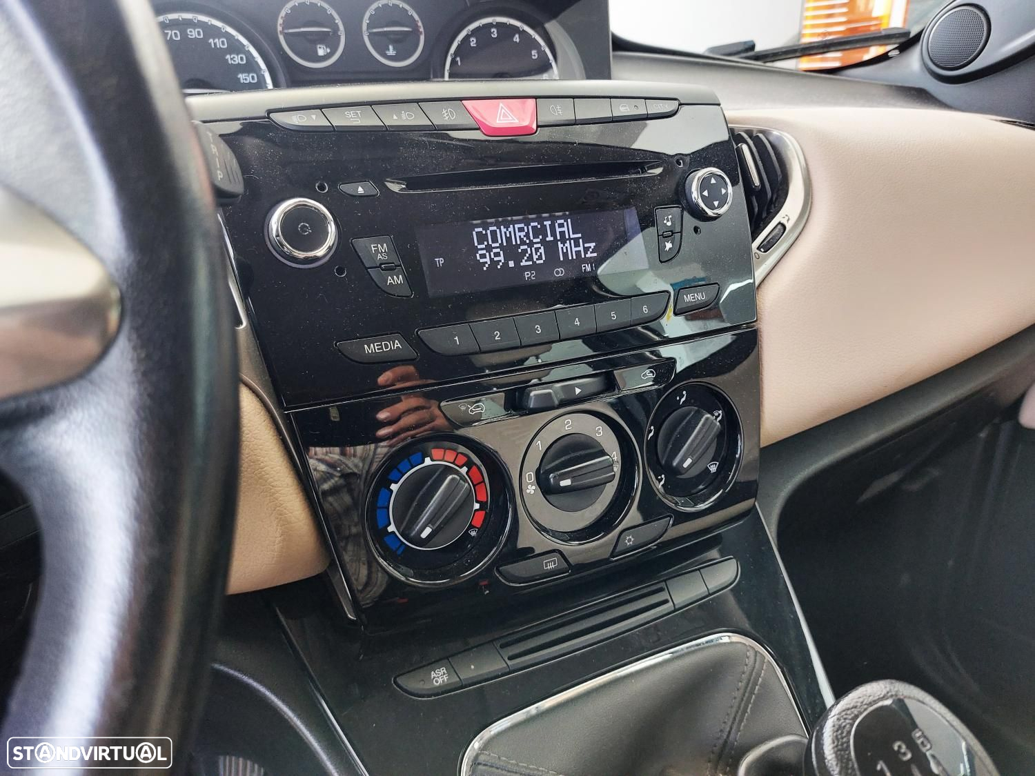 Lancia Ypsilon 1.2 S&S Fashion - 22