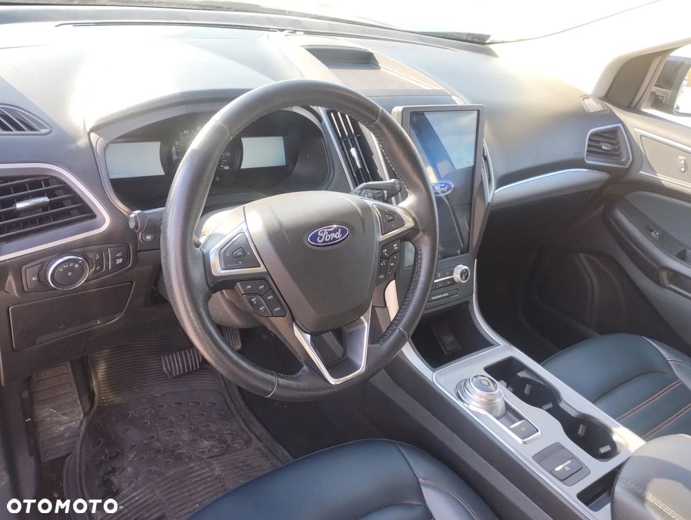 Ford Edge - 12