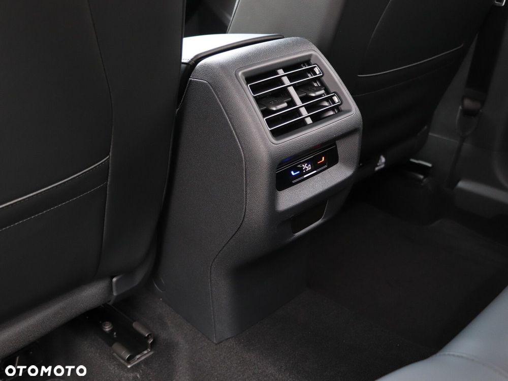 Volkswagen Tiguan - 20
