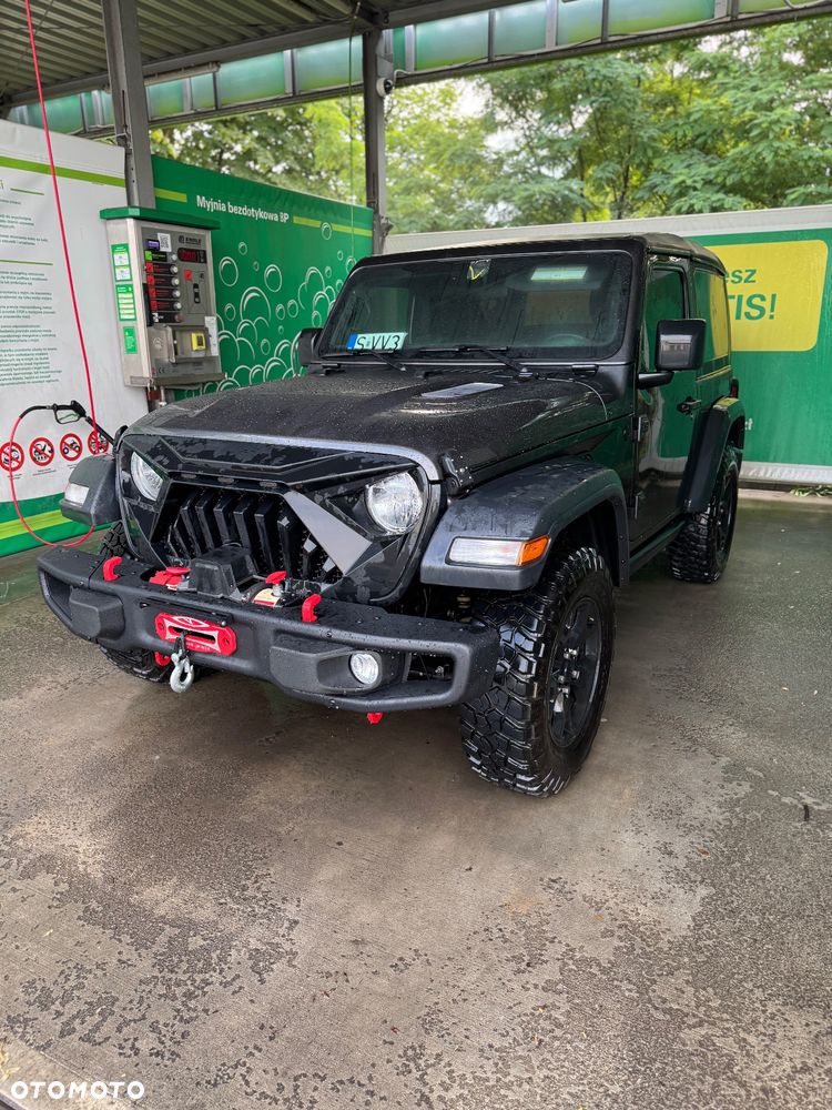 Jeep Wrangler - 4