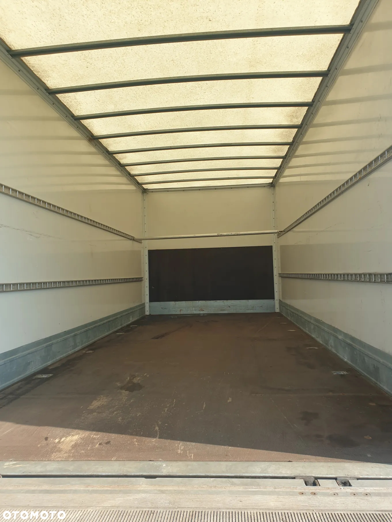 Mitsubishi Fuso Canter - 5