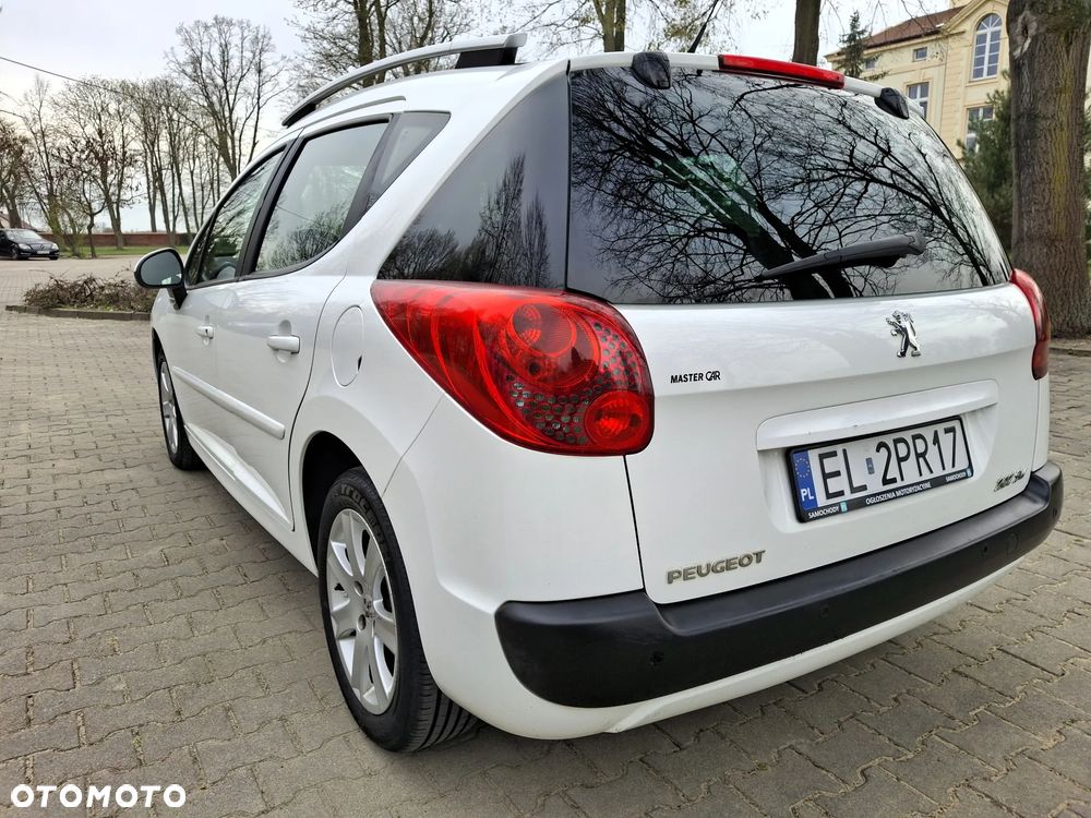Peugeot 207 1.6 Premium - 12