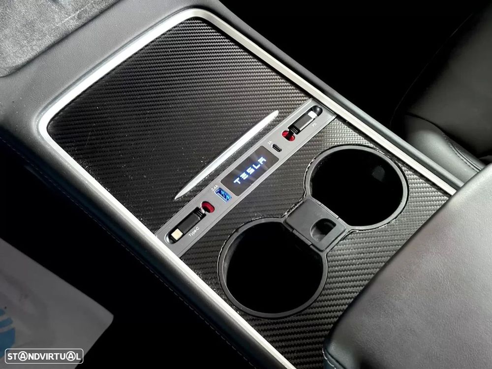 Tesla Model Y Long Range Dual Motor AWD - 34