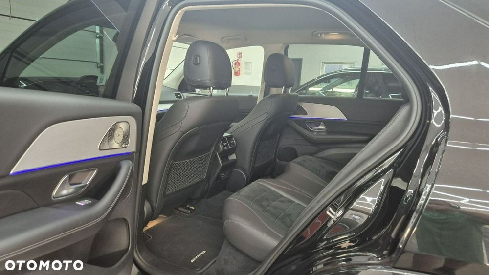 Mercedes-Benz GLE - 22