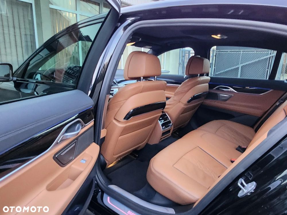 BMW Seria 7 - 7
