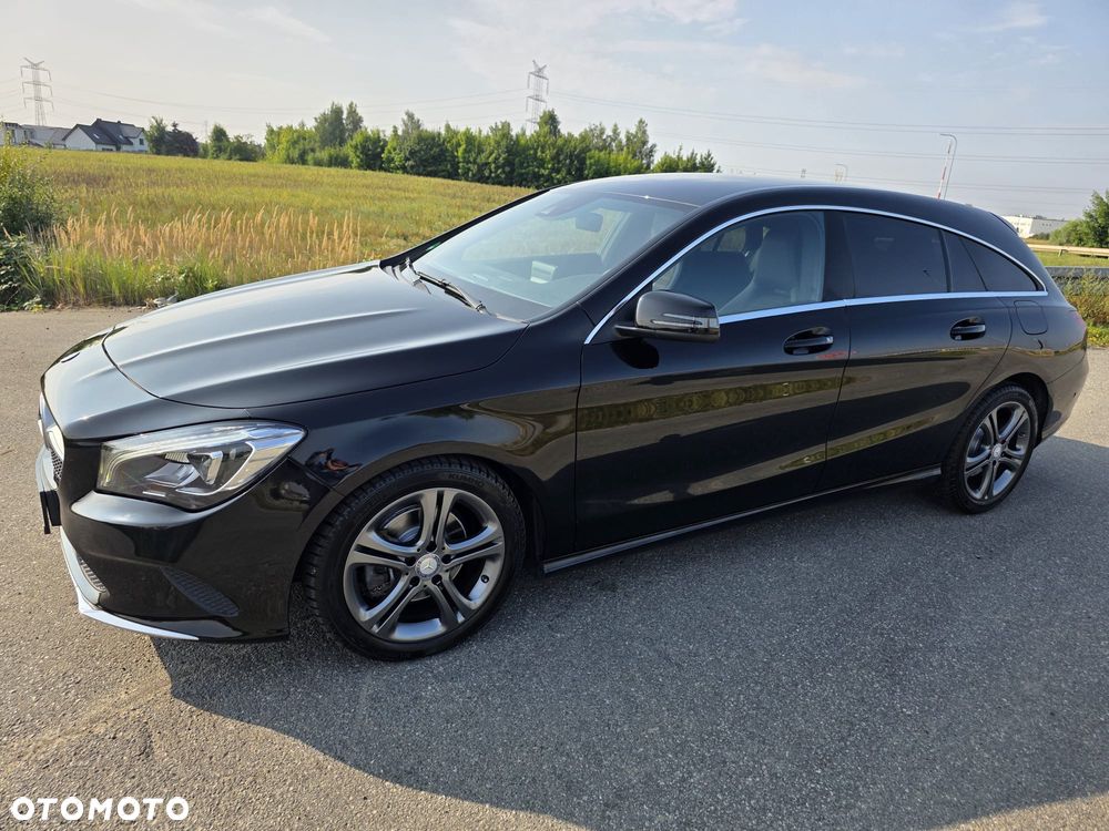 Mercedes-Benz CLA 180 7G-DCT UrbanStyle Edition - 8