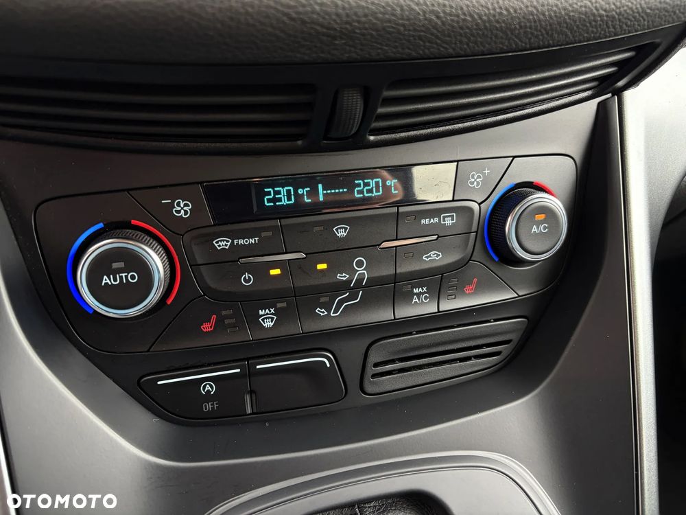 Ford Kuga 1.5 TDCi FWD Titanium - 30