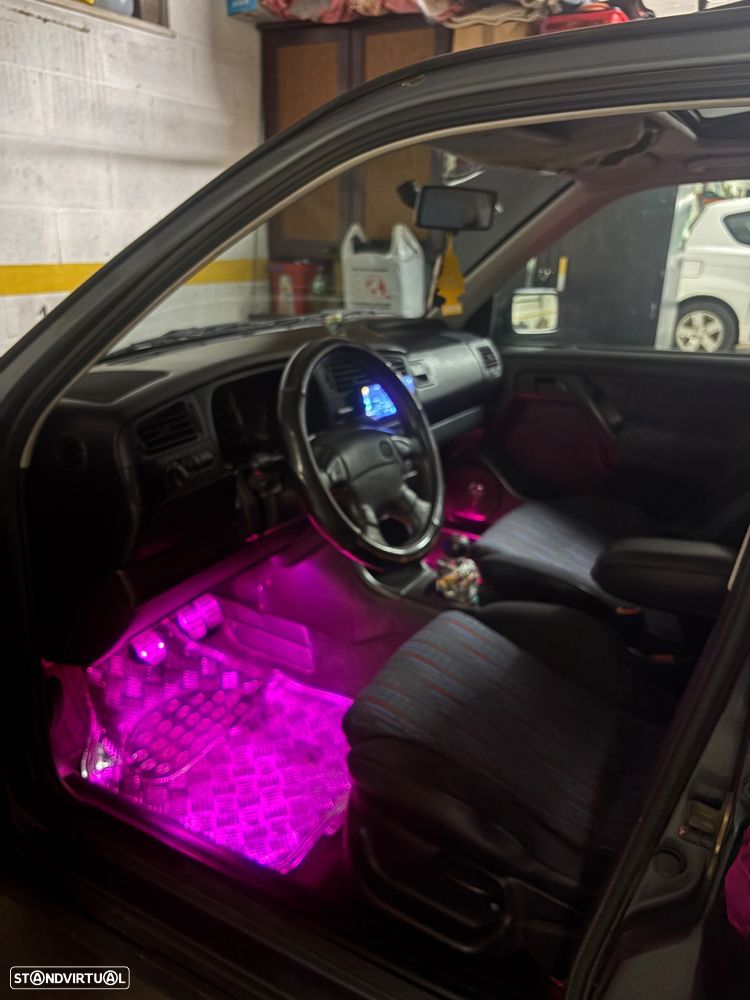 VW Golf 1.9 TDi Highline - 3