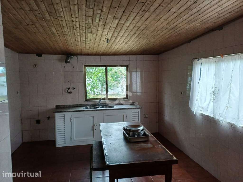Moradia T3 Térrea em Brufe - Excelente Oportunidade de Investimento! - Grande imagem: 5/25