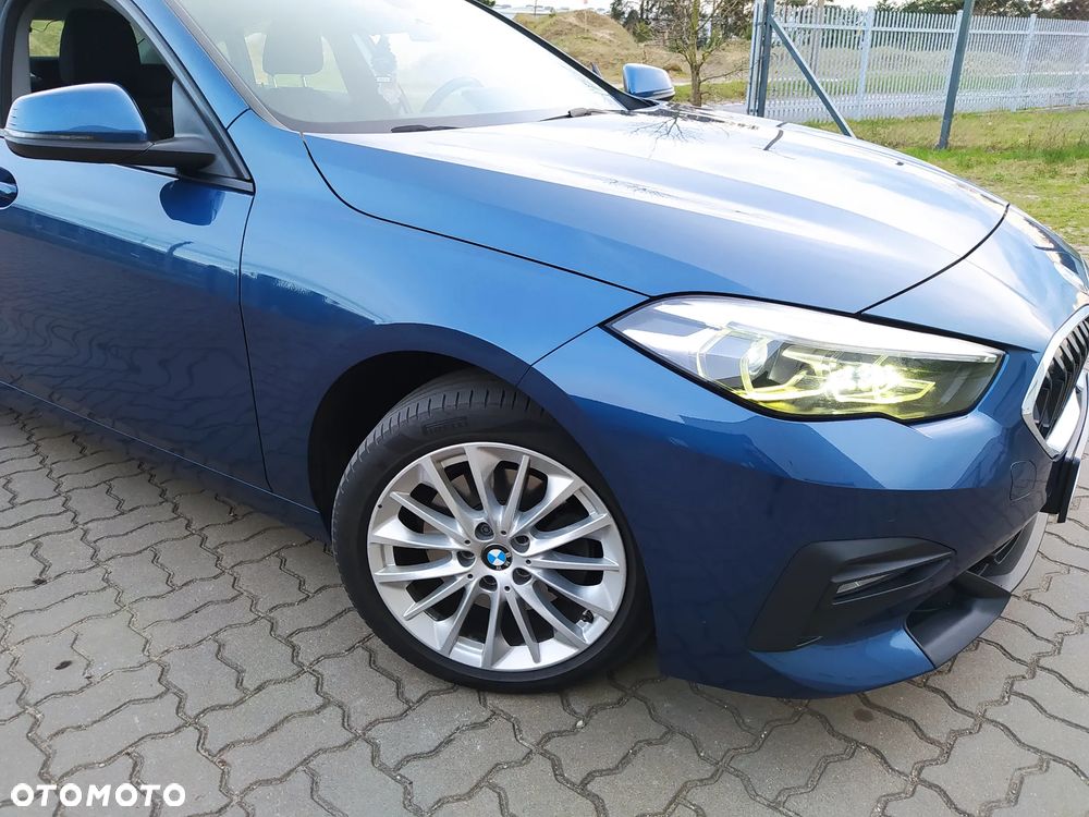 BMW Seria 2 216d - 6