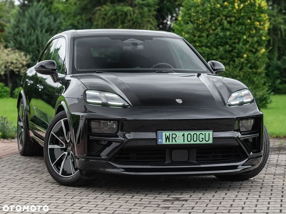 Porsche Macan - 2