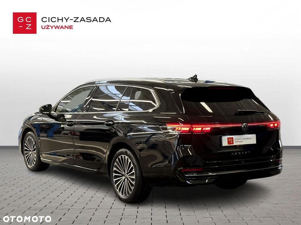 Volkswagen Passat 2.0 TDI SCR Elegance DSG - 3