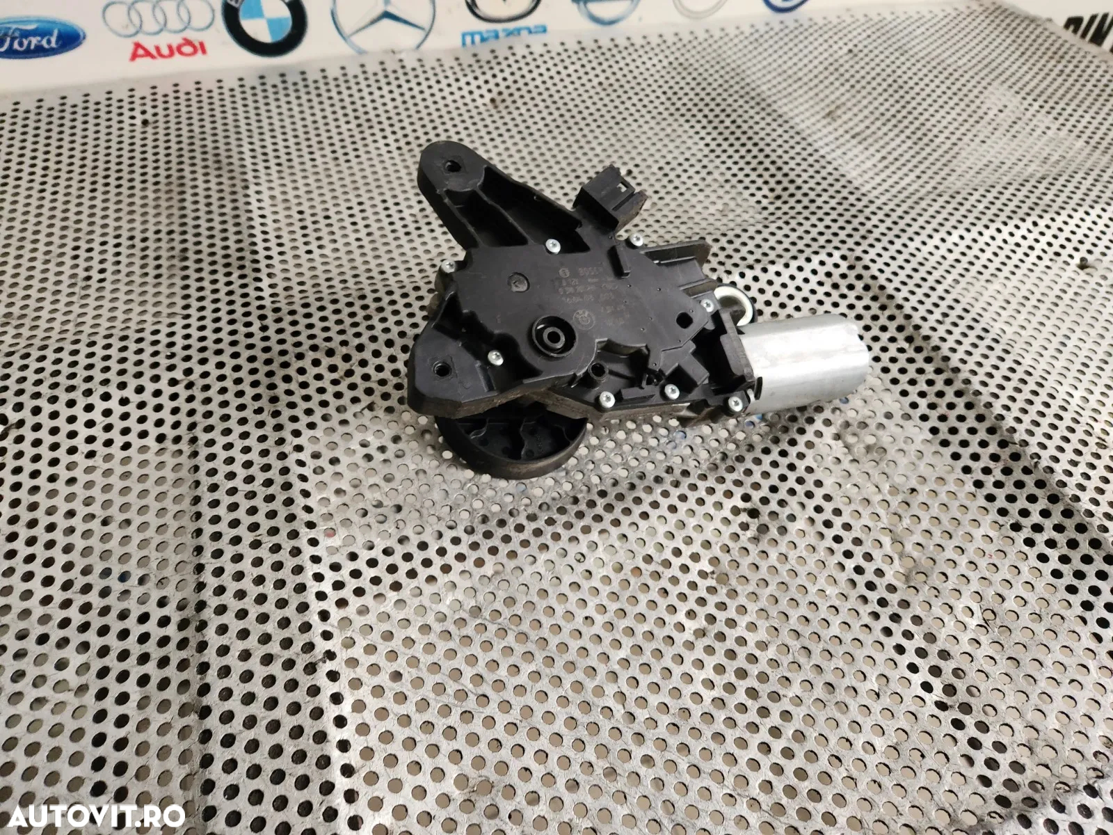 Motoras Stergator Spate Luneta Haion Hayon Bmw F31 F11 Cod  - Dezmembrari Arad - 3