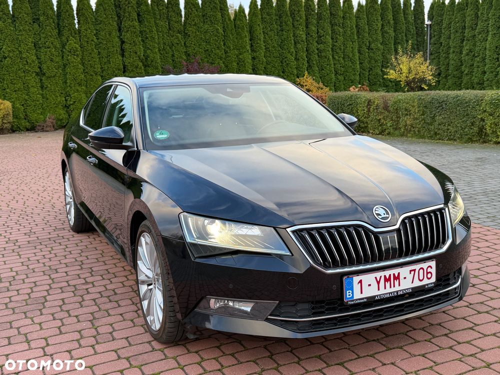 Skoda Superb 2.0 TDI DSG Sportline - 16