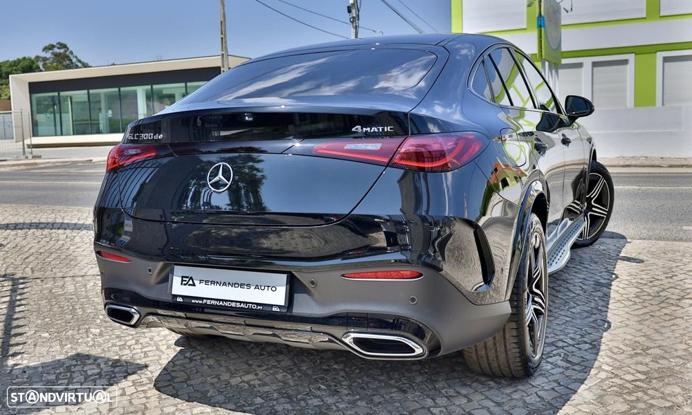 Mercedes-Benz GLC 300 e Coupe 4Matic - 5