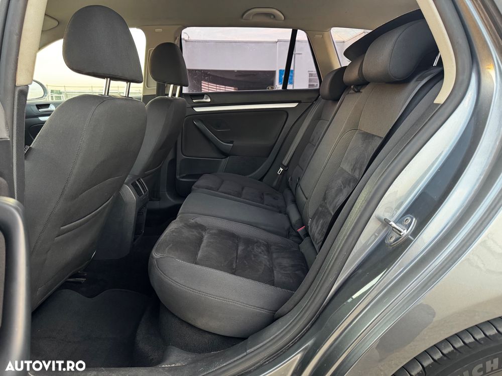 Volkswagen Golf Variant 1.6 TDI DPF DSG Comfortline - 10