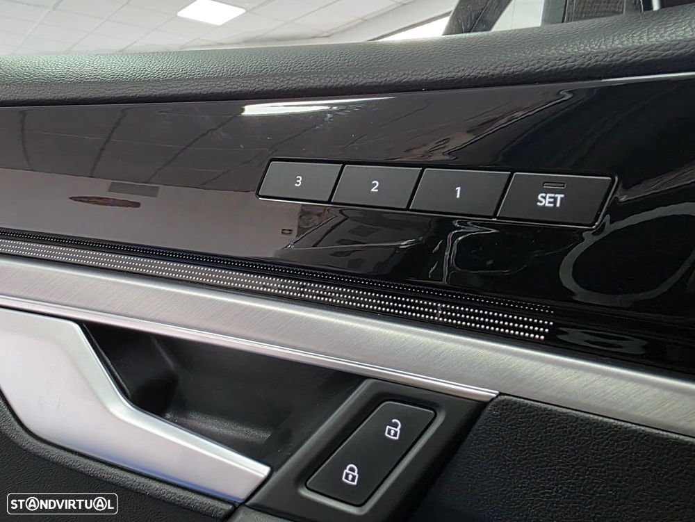 VW Touareg 3.0 TDI V6 Elegance Plus - 14