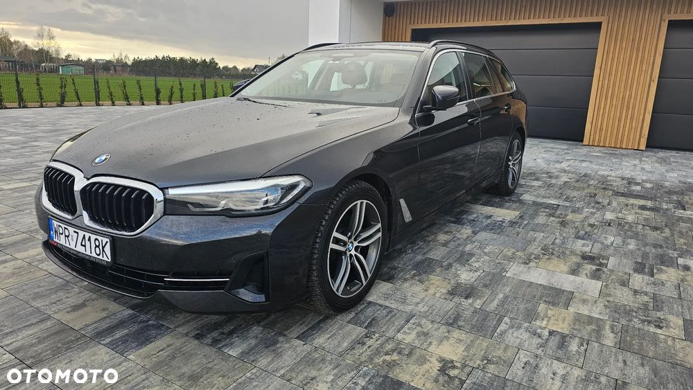 BMW Seria 5 520d xDrive mHEV - 3