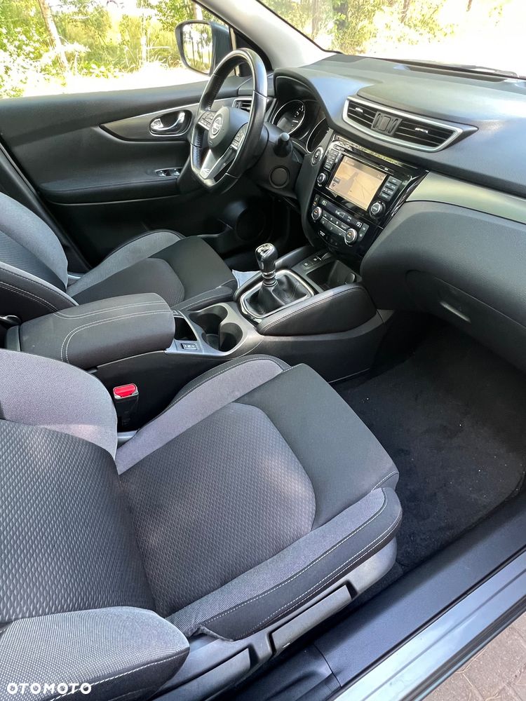 Nissan Qashqai 1.2 DIG-T N-Connecta - 12