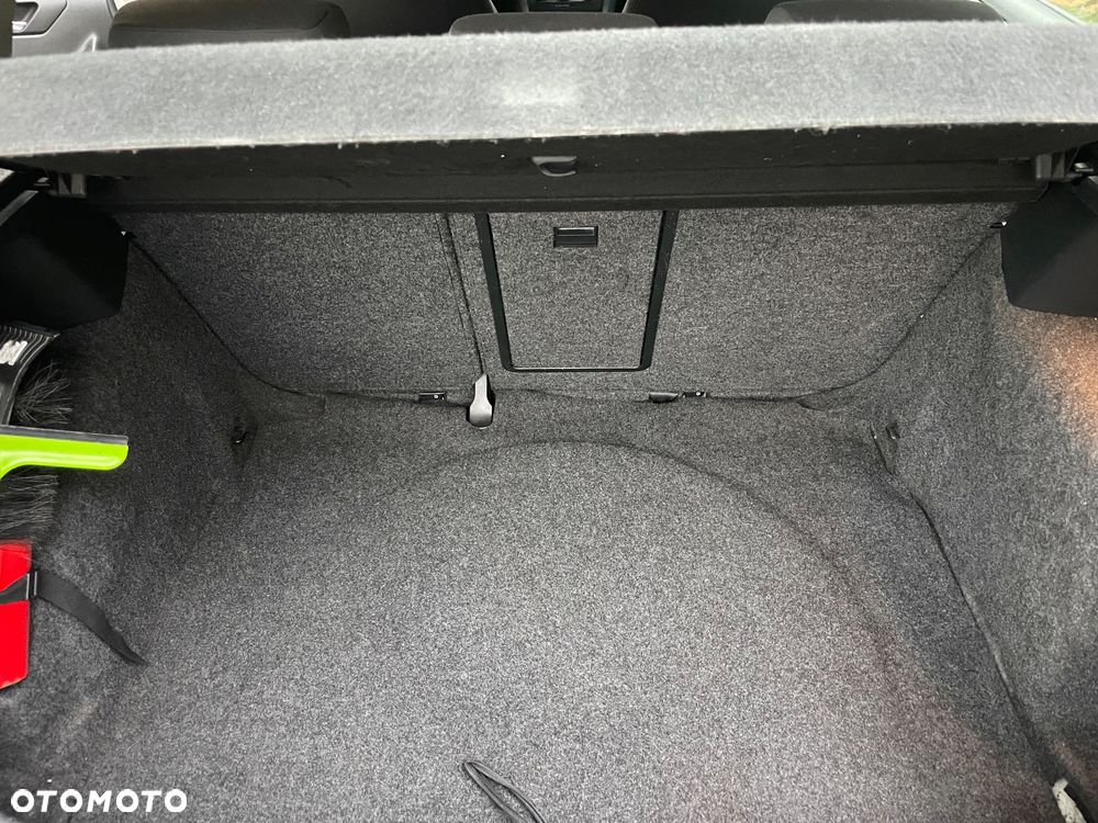 Volkswagen Golf 1.4 Edition - 11