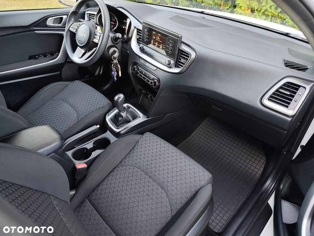 Kia Ceed - 18
