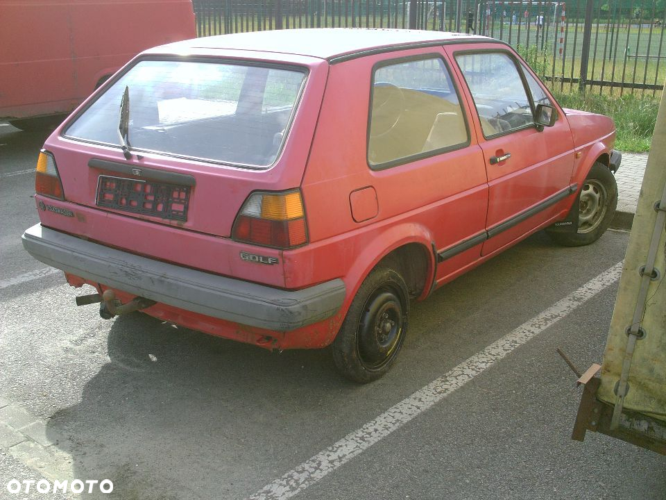 Vw golf 2 II na czesci3d 1,6benz,maska blotniki drzwi pas dywany kokpit lampy,szyby,belka instalacja - 2