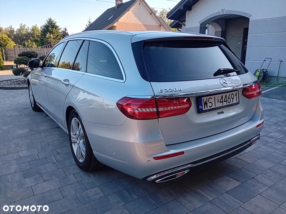 Mercedes-Benz Klasa E 220 d T 9G-TRONIC Avantgarde - 4