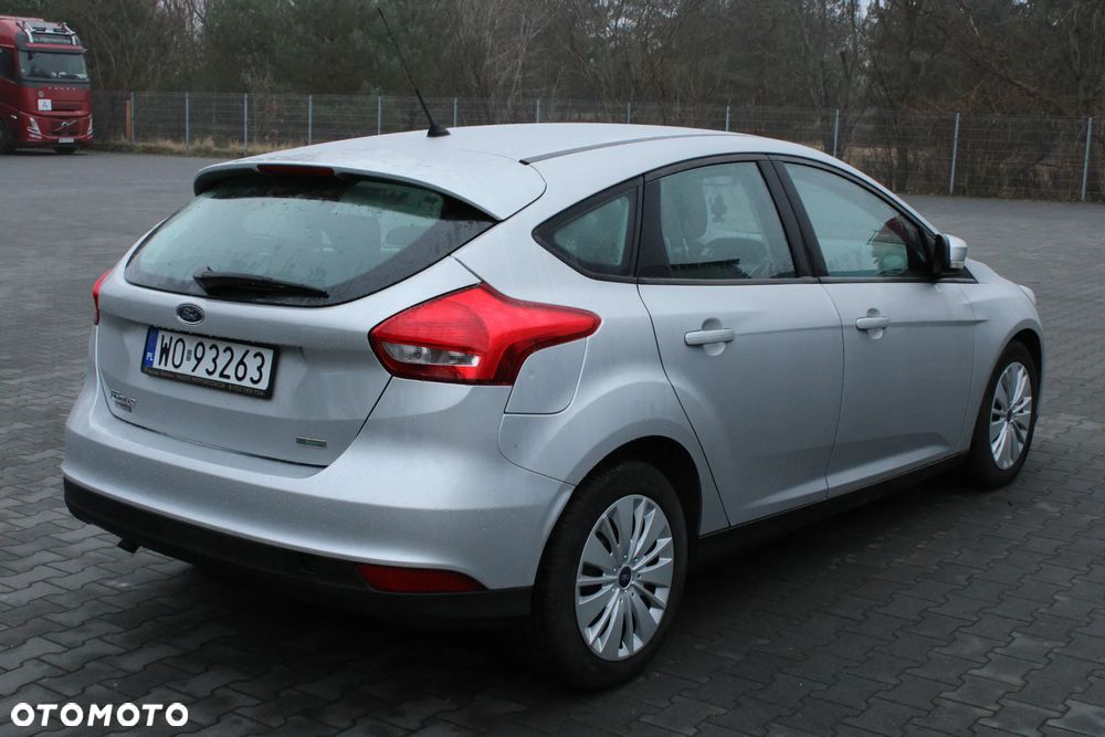Ford Focus - 5