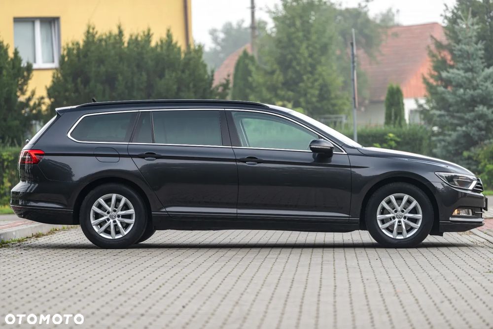 Volkswagen Passat 2.0 TDI BMT Comfortline DSG - 16