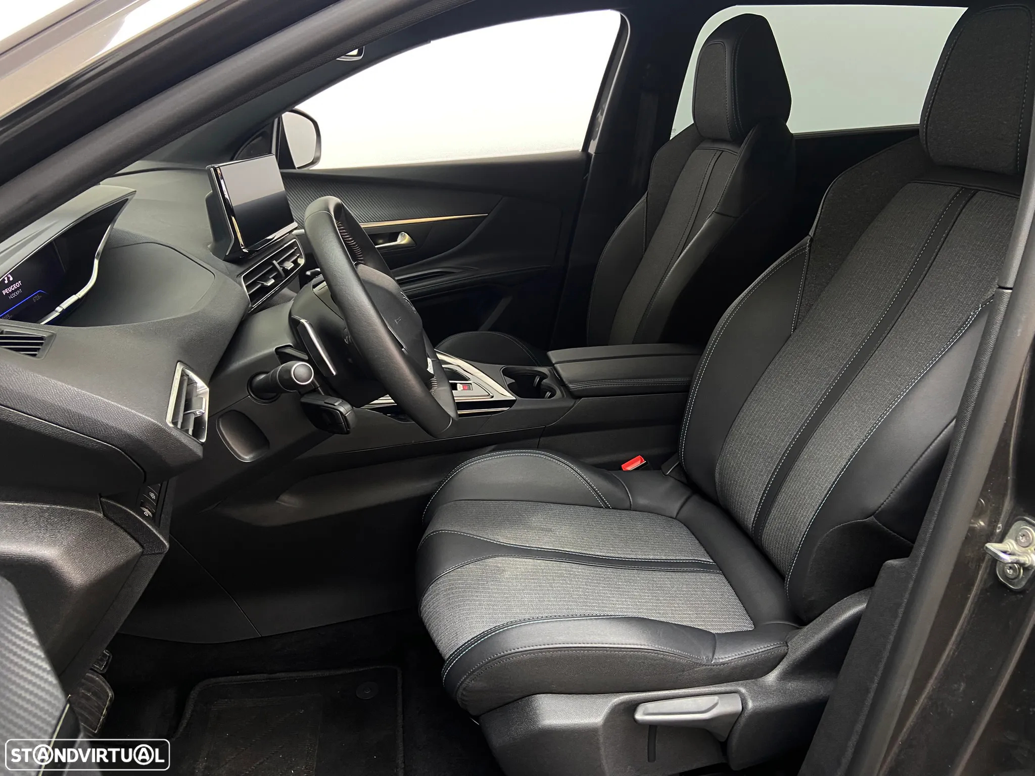 Peugeot 5008 1.2 PureTech Allure Pack EAT8 - 9