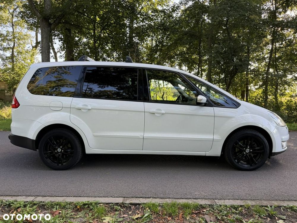 Ford Galaxy - 12