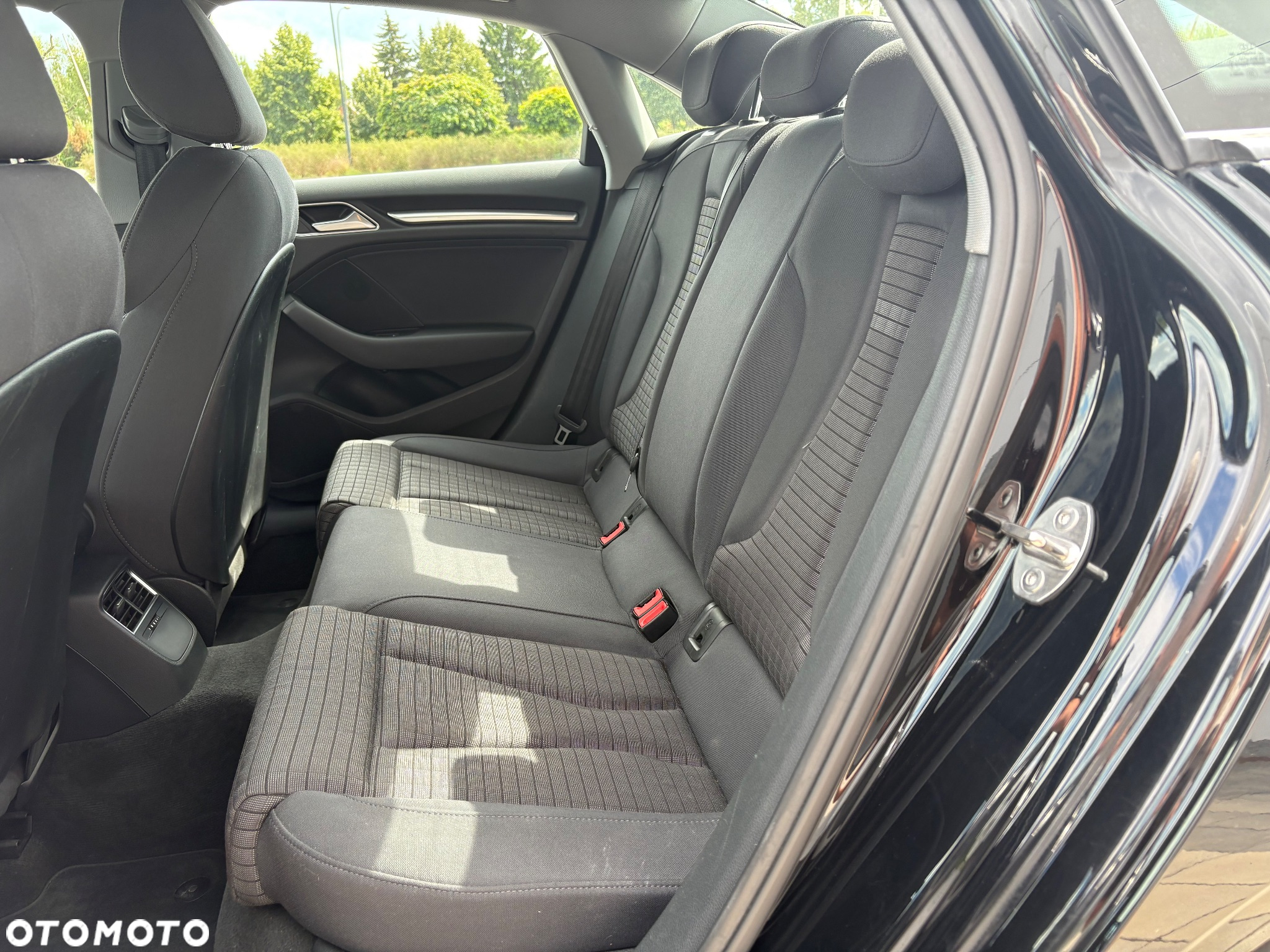 Audi A3 Limousine 1.6 TDI S tronic design - 22