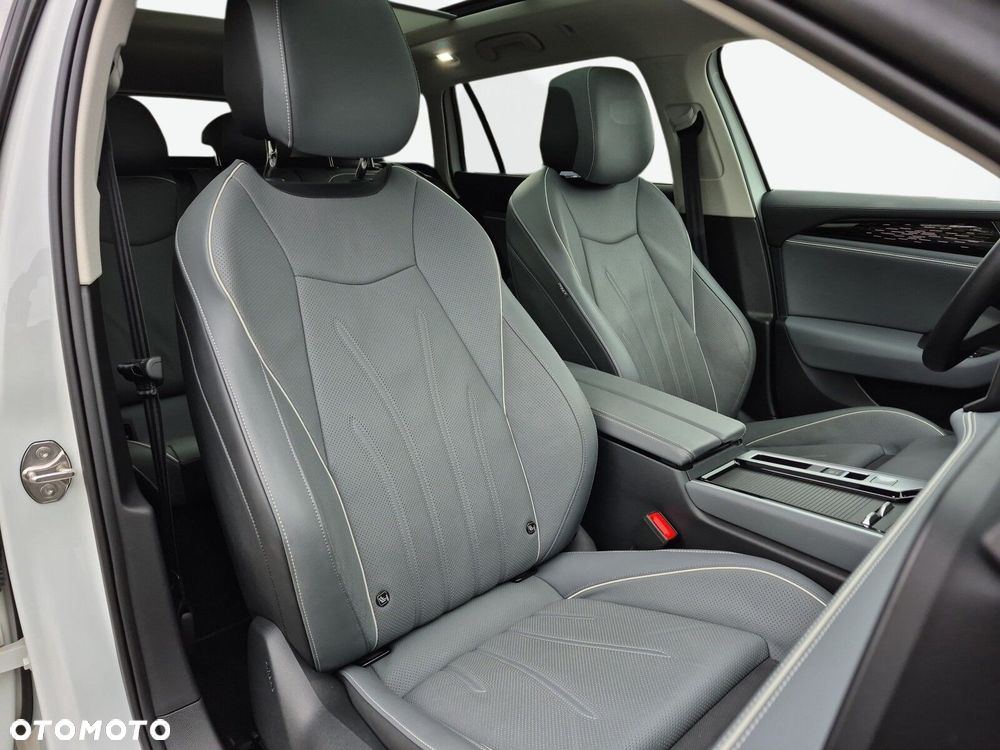 Volkswagen Passat Variant 1.5 TSI EVO Elegance DSG - 19