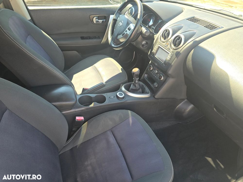 Nissan Qashqai 1.6 DCI 4 x 4 DPF tekna - 8