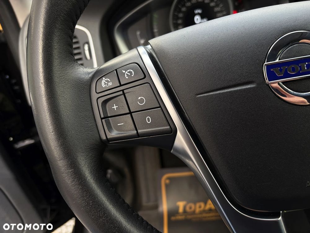 Volvo V60 D3 Geartronic Momentum Pro - 23