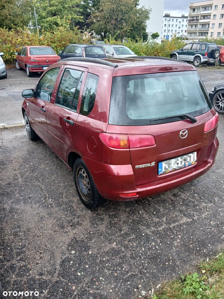 Mazda 2 - 3
