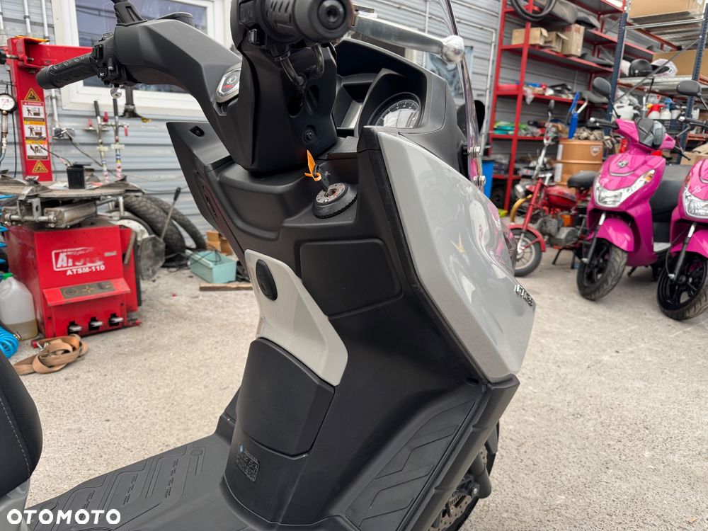 Kymco X-Town - 13