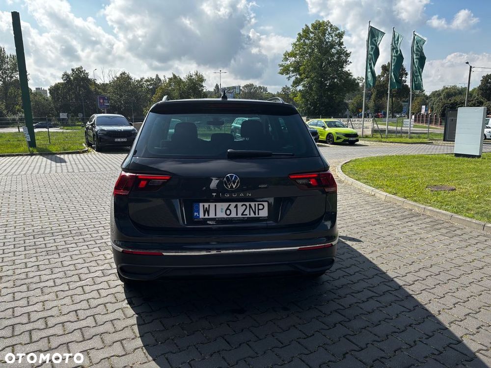 Volkswagen Tiguan 2.0 TDI Life DSG - 5